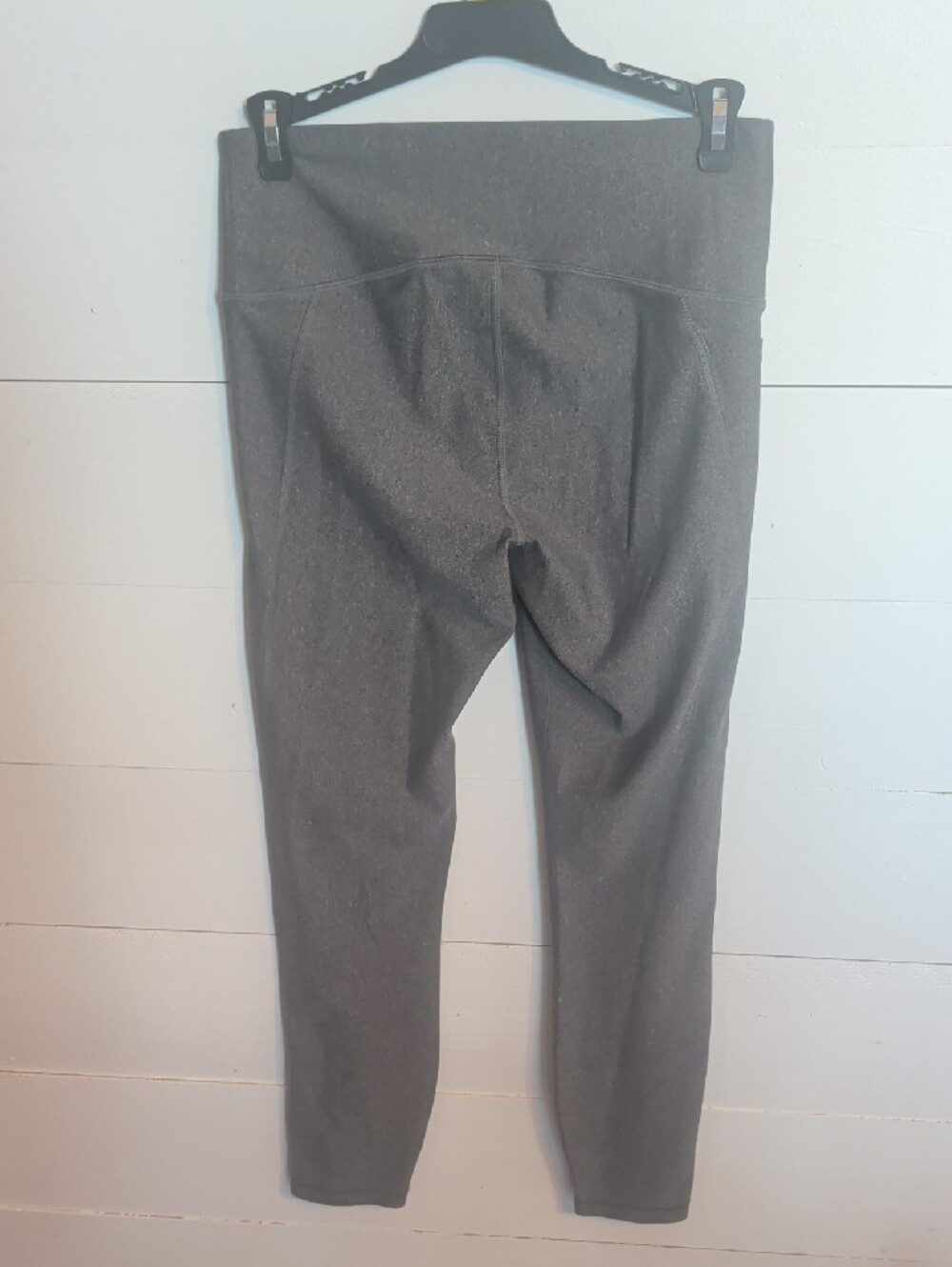 Under Armour Charcoal Performance Leggings - Picture 2 of 3